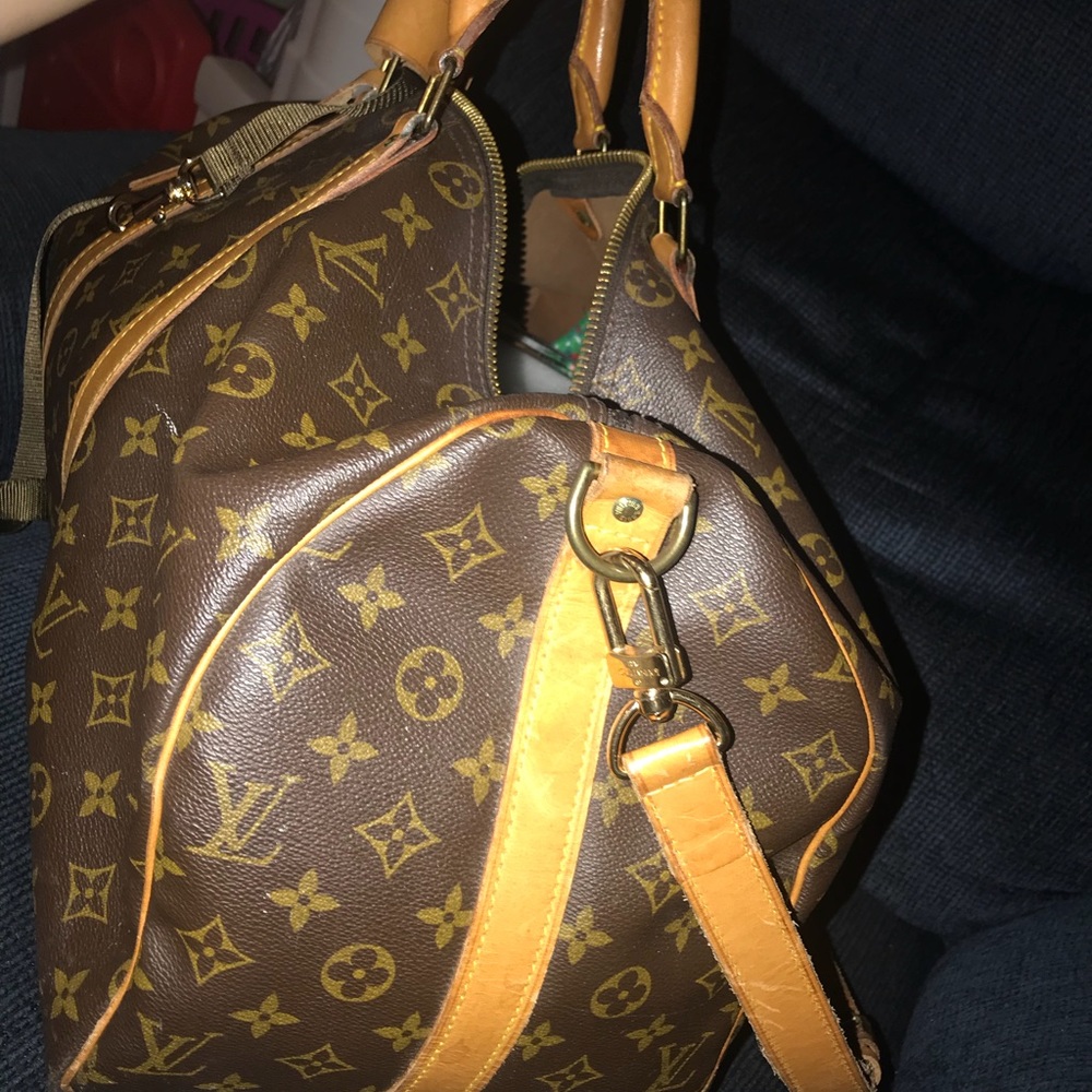 Louis Vuitton travel bag - Picture 2 of 3